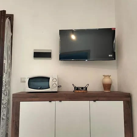 Mar Di Sardegna سان تيودورو